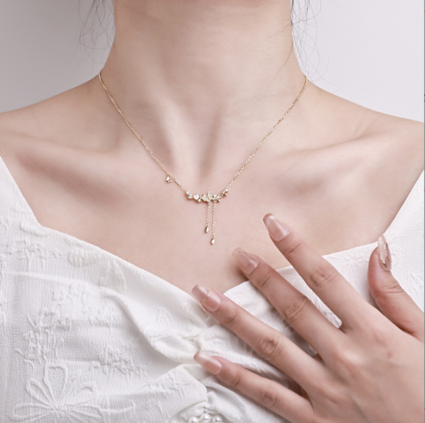 Zircon butterfly tassel necklace