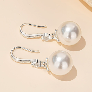 Pearl necklace earring two-piece set