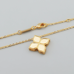 New Clover Naked Necklace Jewelry Three Piece Set